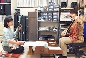 東京都で和楽器を習える教室「三味線教室「七三会」」《邦楽wiki｜ほうがくのわ》